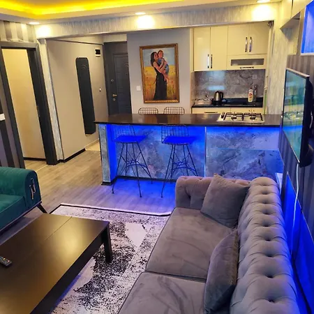 By Altunizade Apartment