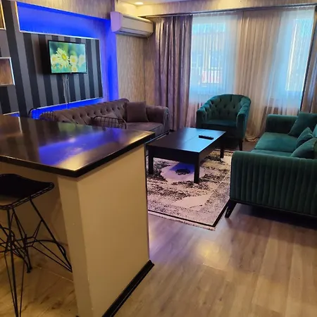 By Altunizade Apartment *